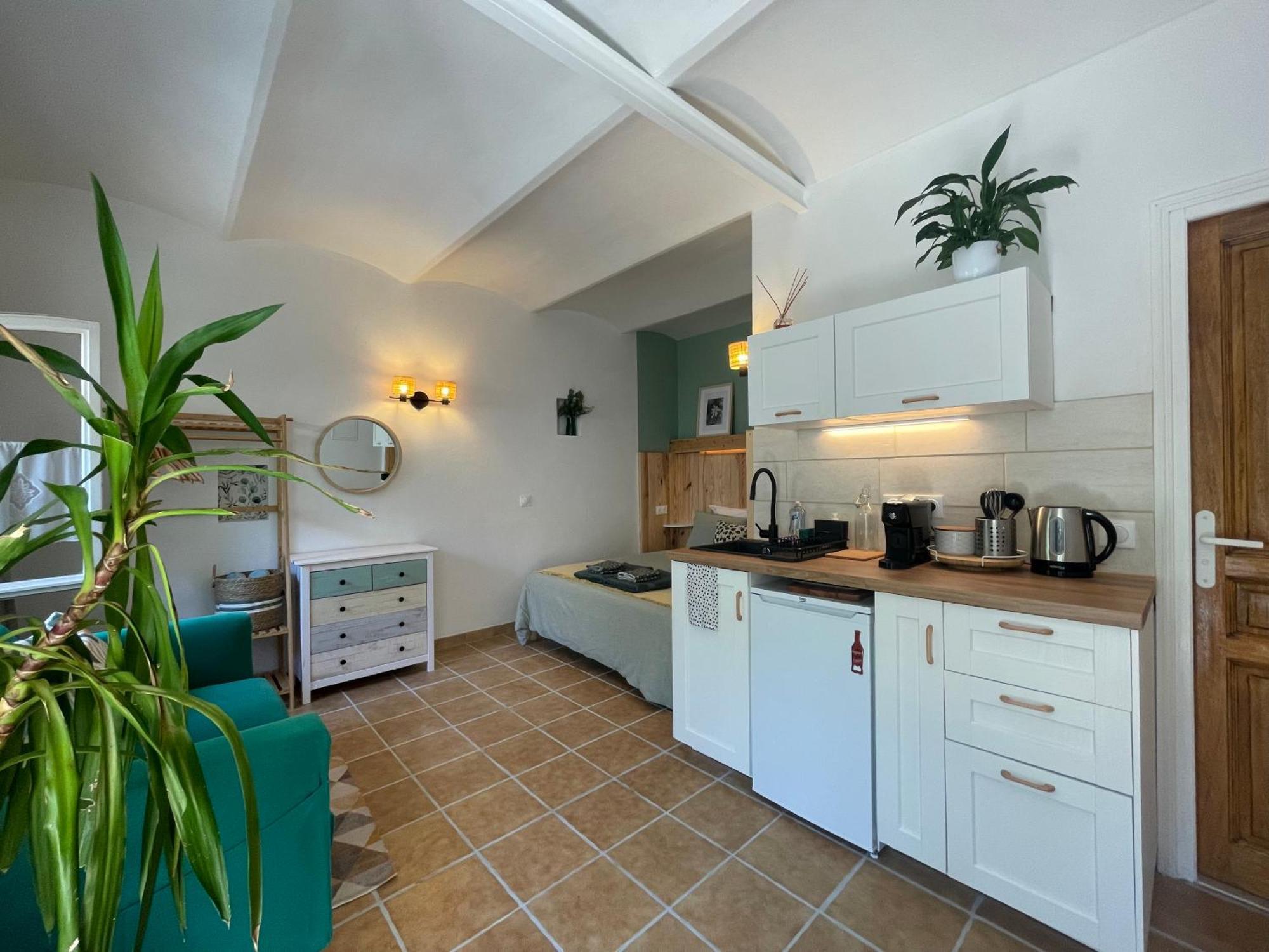 Cosy Studio - Place Du Figuier Bormes-les-Mimosas Extérieur photo